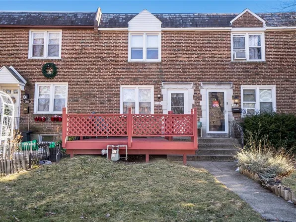 2113 Baker Dr, Allentown, PA 18103