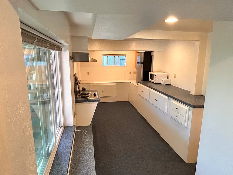 307 Sycamore St #2 — Photo 6