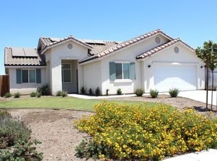 812 Beaconsfield Ct, Bakersfield, CA 93307