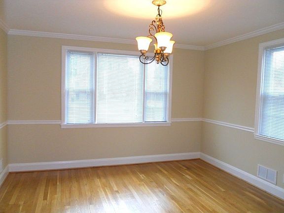 Dining Room has gleaming hardwood floors!