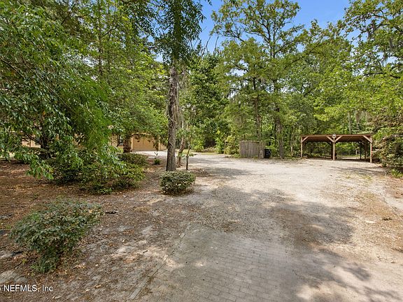 3rd image of 4702 PETUNIA Avenue