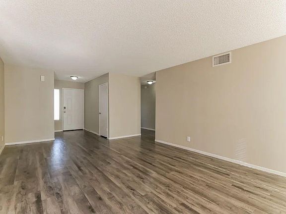 3rd image of 4374 Honeycomb Dr