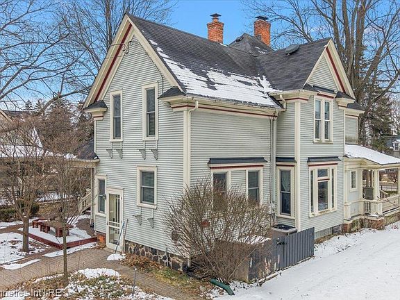 5th image of 1119 Southfield Rd