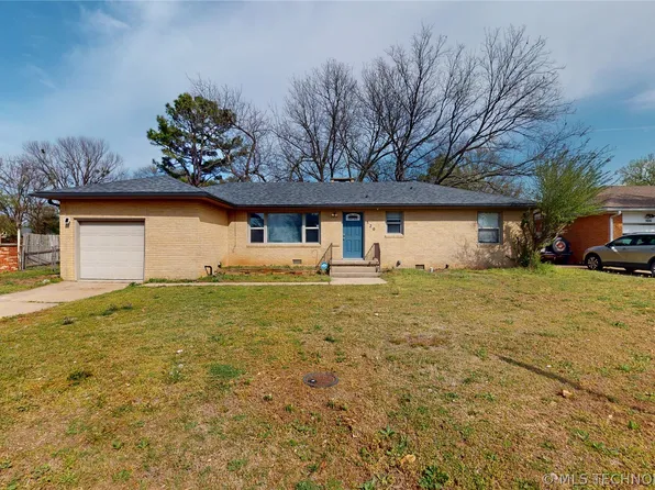 520 N Crownpoint Dr, Ada, OK 74820
