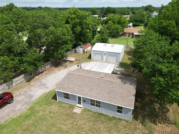 509 E Park St, Tecumseh, OK 74873