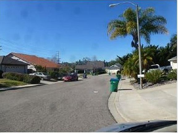 5th image of 3835 Avenida Johanna