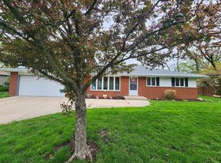 7600 Carmichael Dr, Palos Heights, IL 60463