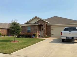 2706 Old Farm Dr, Seagoville, TX 75159