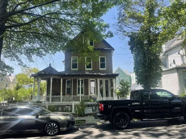 438 S 1st Ave, Mount Vernon, NY 10550