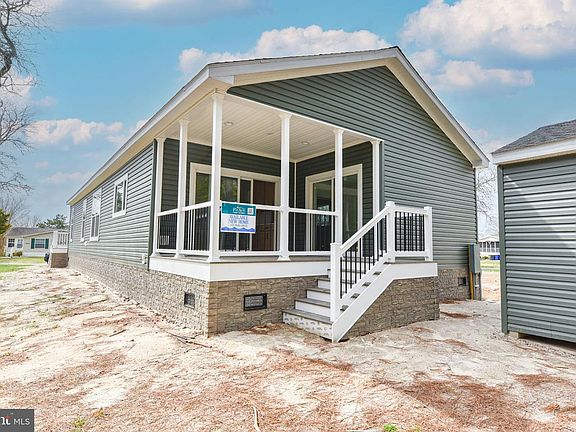2nd image of 36891 Oystercracker Rd #6
