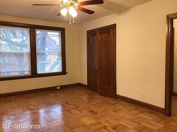 3rd image of 3500 Miami St APT 305