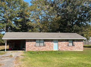 35 Choctaw St, Mathiston, MS 39752