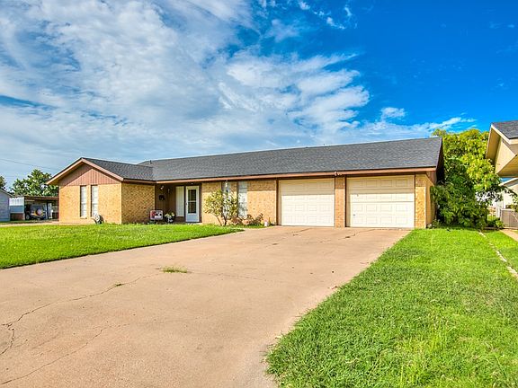 2nd image of 401 N 3rd St