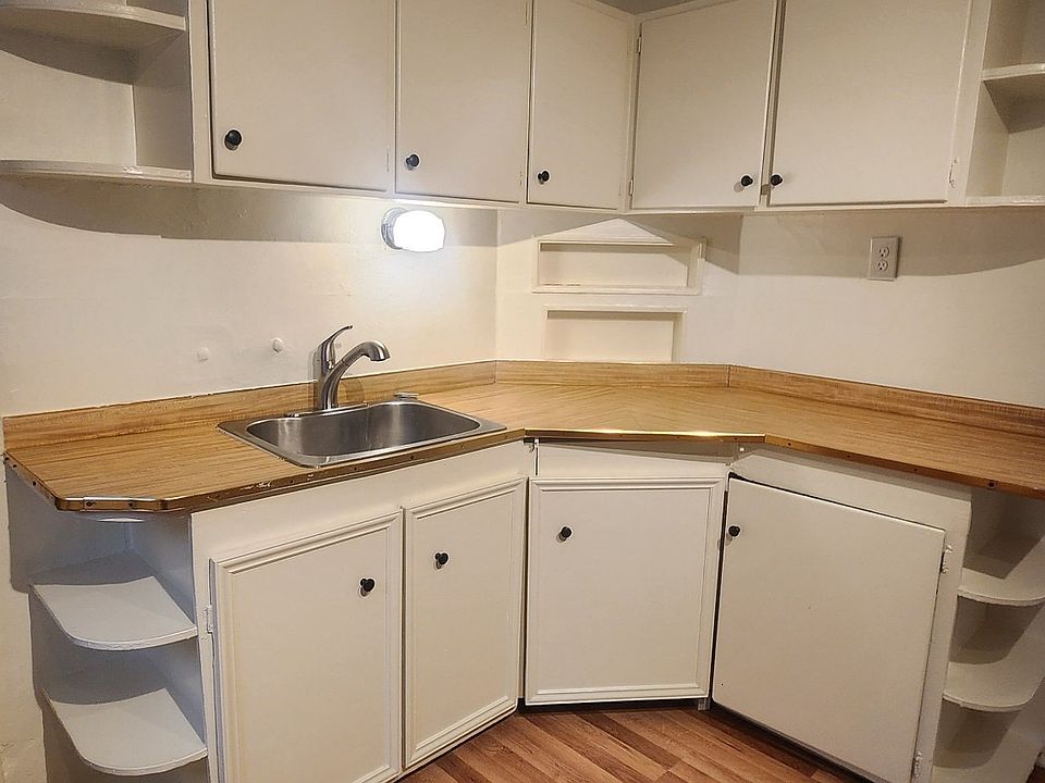 1st image of 3703 S 7th St #3