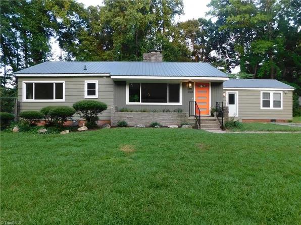 3104 Branchwood Dr, Greensboro, NC 27408