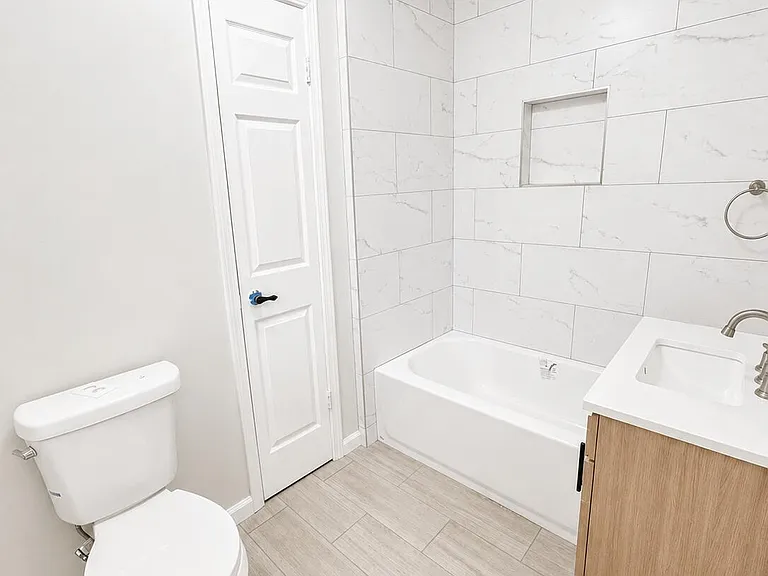6935 Meadowbrook Ln — Photo 13
