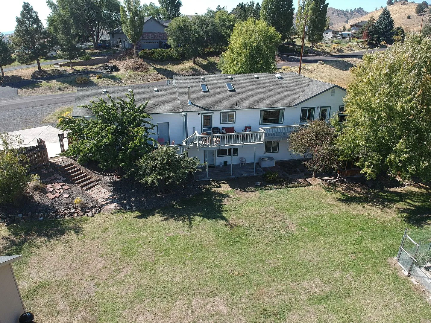 4 Bedroom 3 Bath Home — Photo 3