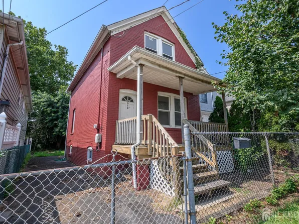 313 Wagner Ave, Perth Amboy, NJ 08861
