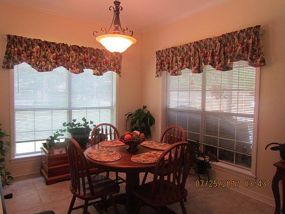 2nd image of 100 Woodberry Ct