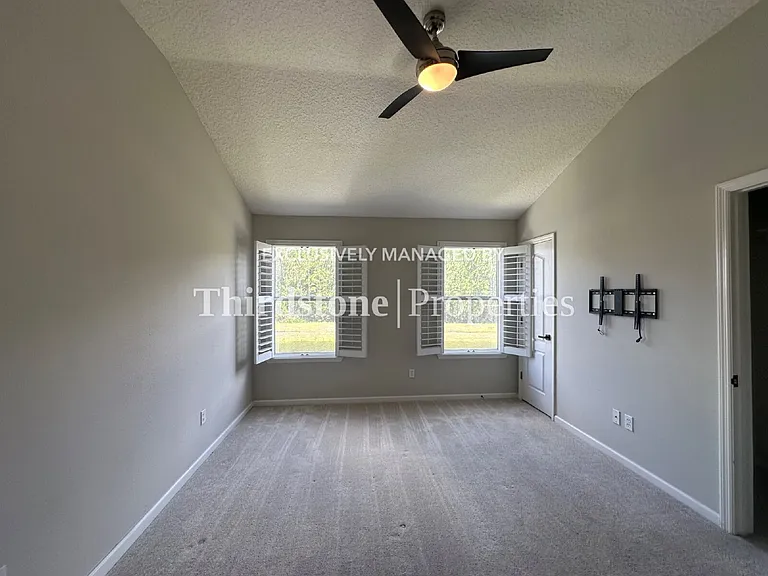 6131 Bartram Village Dr — Photo 13