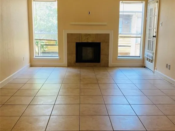 10202 Forum Park Dr APT 286, Houston, TX 77036