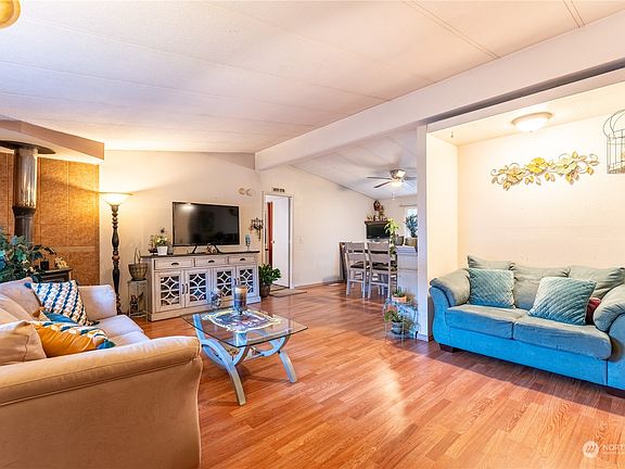 2nd image of 28454 168th Avenue SE #10