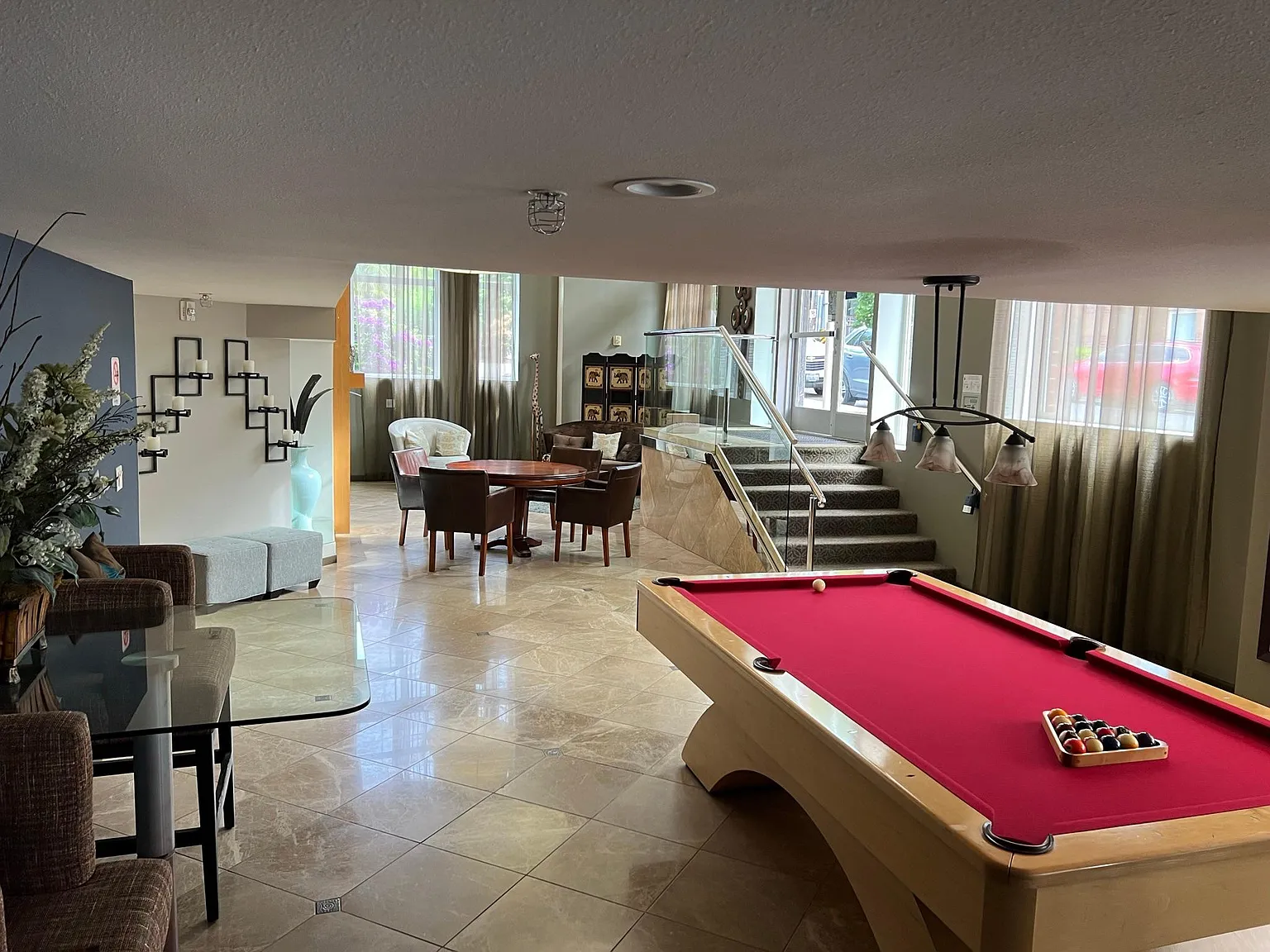 2 bed, 1000 sqft, $2,725 — Photo 4