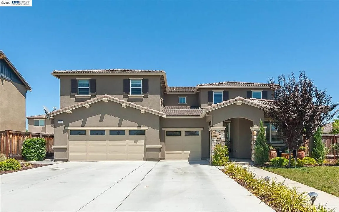 1156 San Carlos Way photo 1