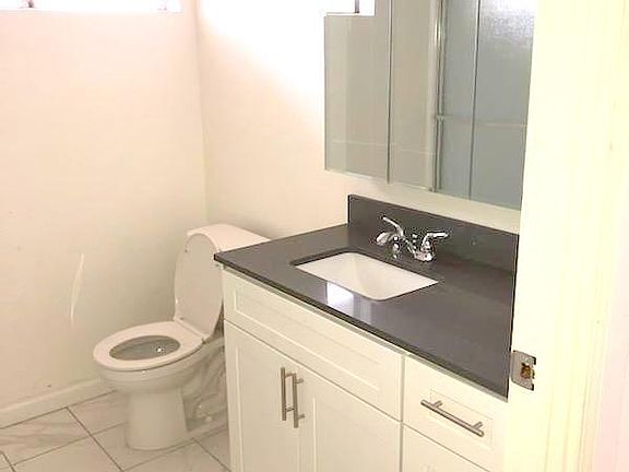 4th image of 12756 Matteson Ave #3511