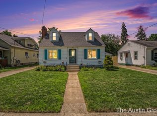 52 Honeoye St SW, Wyoming, MI 49548