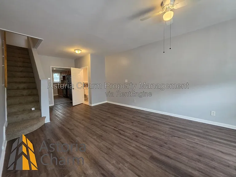 1726 Darley Ave — Photo 3