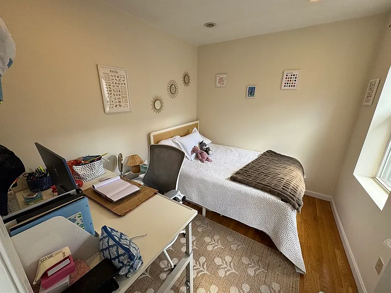 205 Endicott St #4 — Photo 8