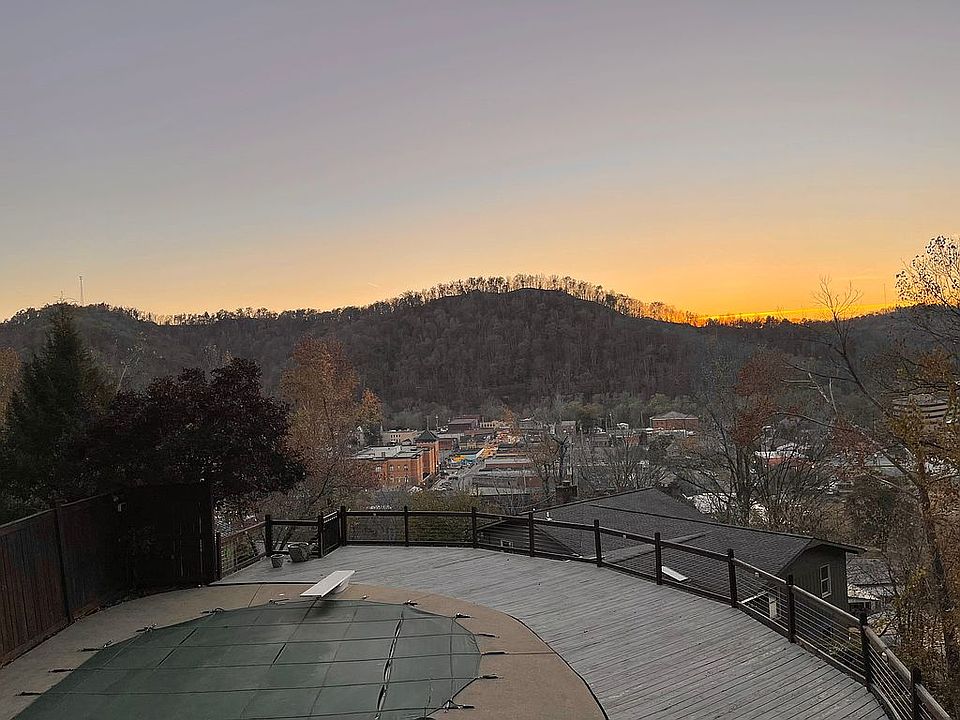 74 Mountain Vw, Prestonsburg, KY 41653 Zillow