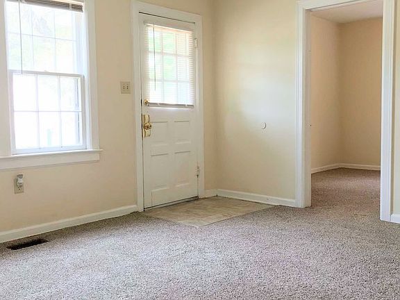3rd image of 319 W 25th Ave