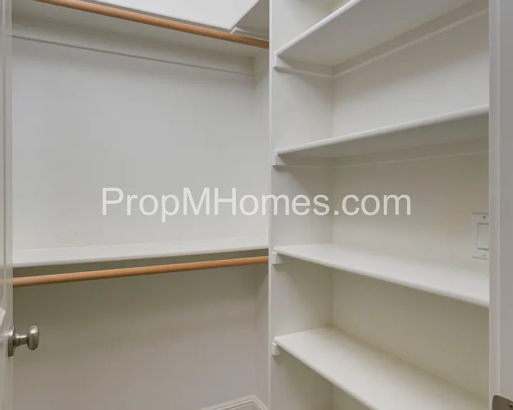 5121 N Williams Ave — Photo 15