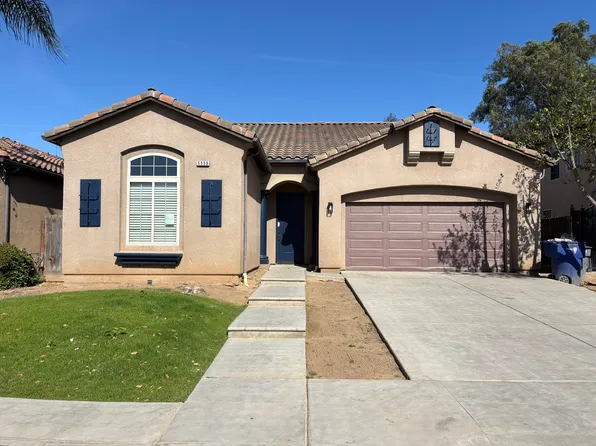 5558 N La Ventana Ave, Fresno, CA 93723