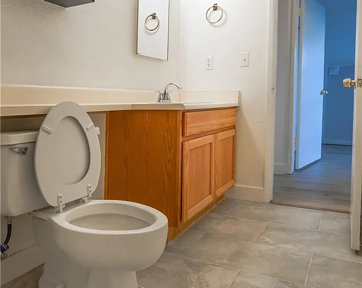 510 Elm Dr #106 — Photo 17