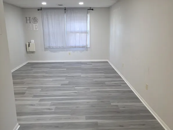 13717 Ridgeview Ct, Grabill, IN 46741