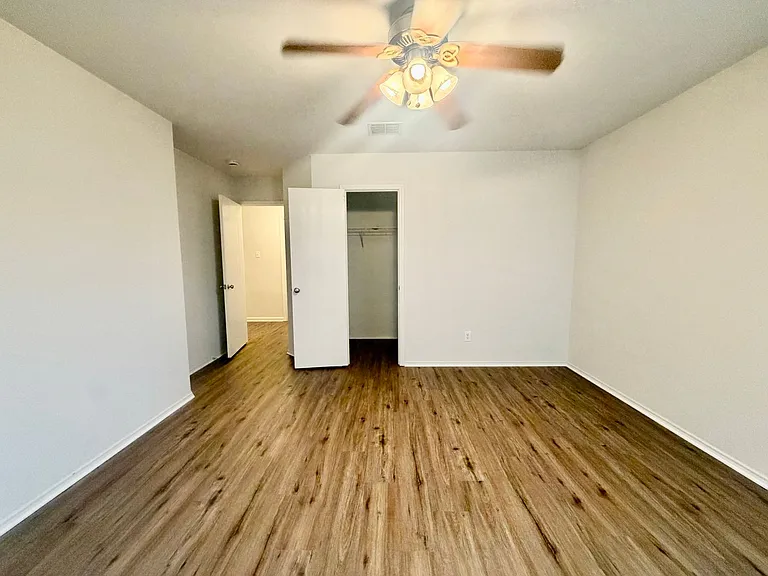 1415 Aztec Trl — Photo 11