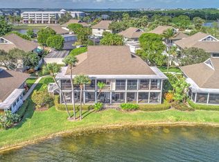 310 NE Golfview Cir #310, Stuart, FL 34996