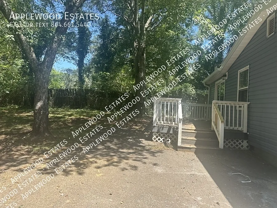 2 bed, $1,200 — Photo 2