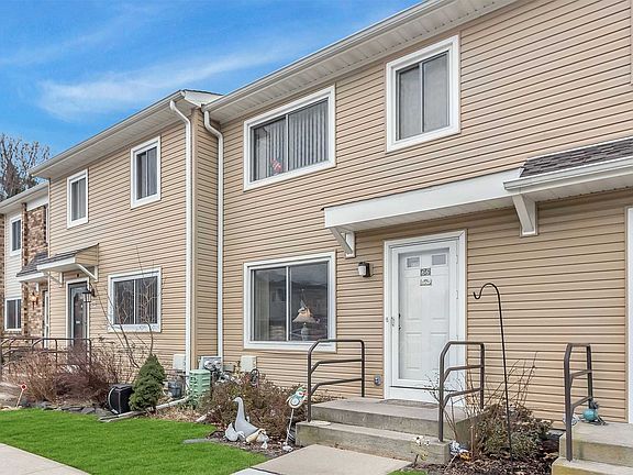 2nd image of 66 Townhouse Dr E Unit 14