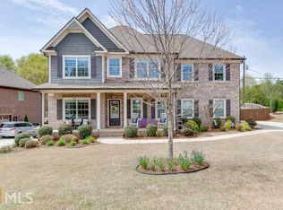 404 Apple Wood Ct, Buford, GA 30518