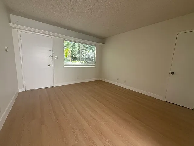 1 bed, $1,695 — Photo 3