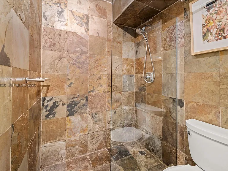 2350 NE 135th St #808 — Photo 13