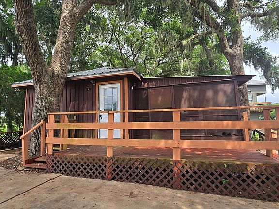 2nd image of 1471 Private Road 652