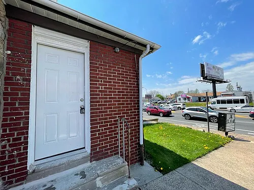 9415 Bustleton Ave Photo 1
