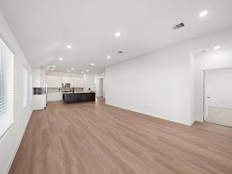 4823 Shimmer Side Dr — Photo 7