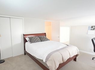 612 Washington Rd, Kenosha, WI 53140