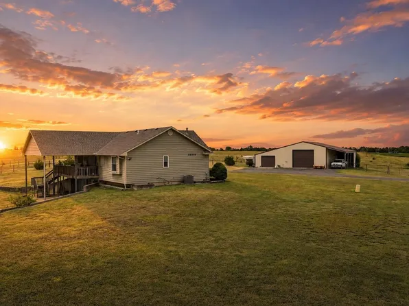 470 W 130th Ave N, Conway Springs, KS 67031